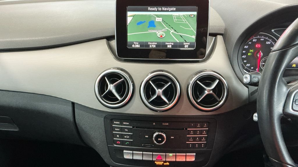 Used Mercedes-Benz B Class 2017 for sale - 76590990: Photo 7