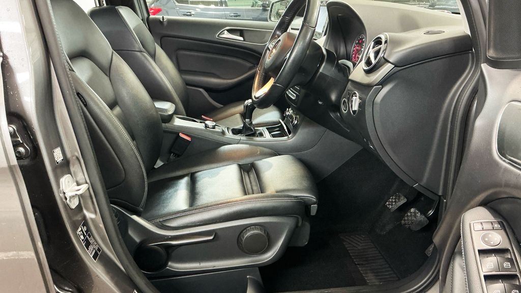 Used Mercedes-Benz B Class 2017 for sale - 76590990: Photo 9