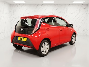 Used Toyota AYGO 2017 for sale - 78619897: Photo
