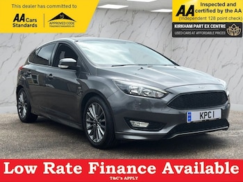 2017 (67) - 1.0T EcoBoost ST-Line Hatchback 5dr Petrol Manual Euro 6 (s/s) (125 ps) ***