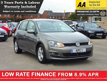 Volkswagen - Golf