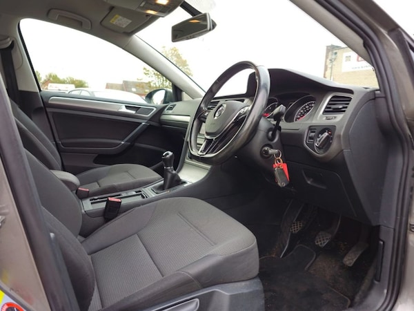 Used Volkswagen Golf 2015 for sale - 76148163: Photo 29