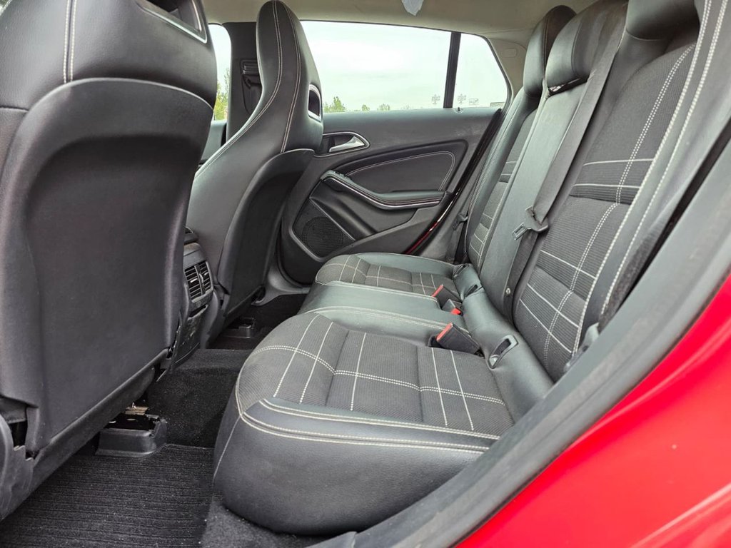 Used Mercedes-Benz CLA 2015 for sale - 76280205: Photo 32