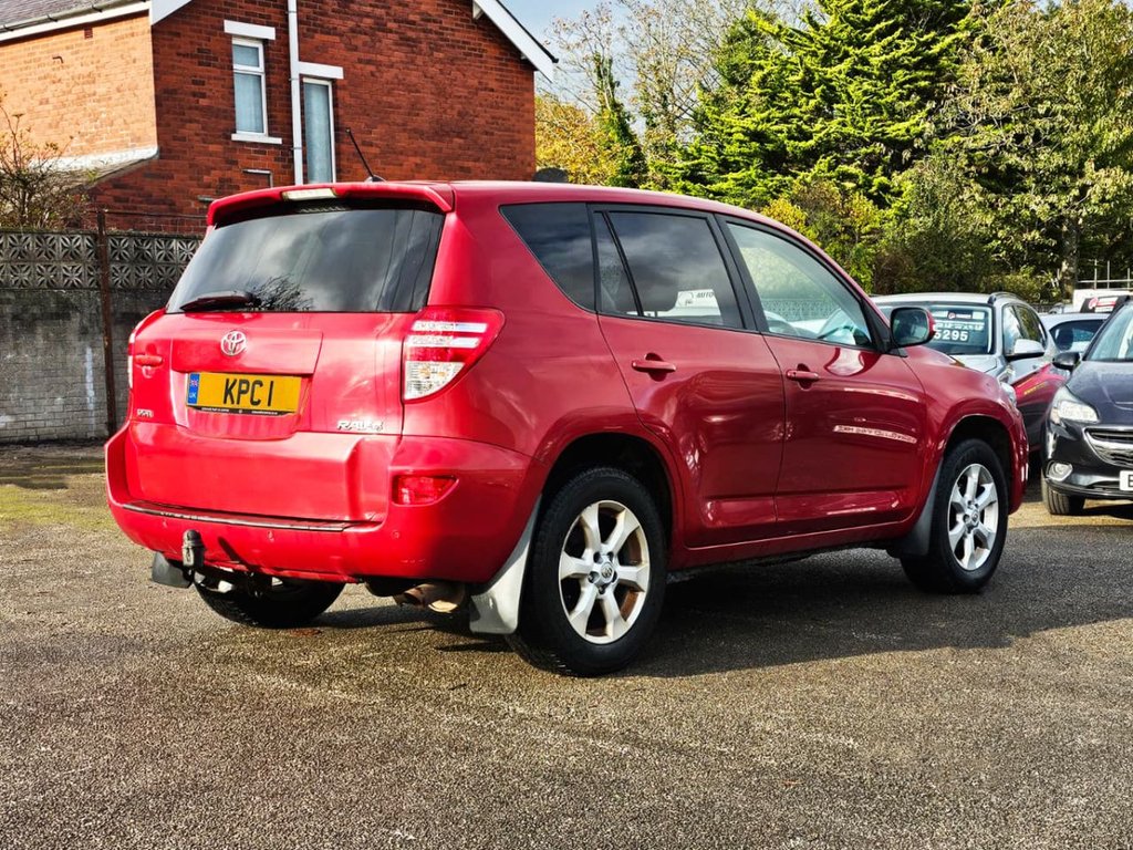 Used Toyota RAV4 2010 for sale - 76317088: Photo 10