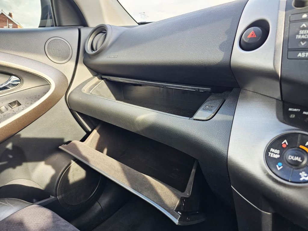 Used Toyota RAV4 2010 for sale - 76317088: Photo 14