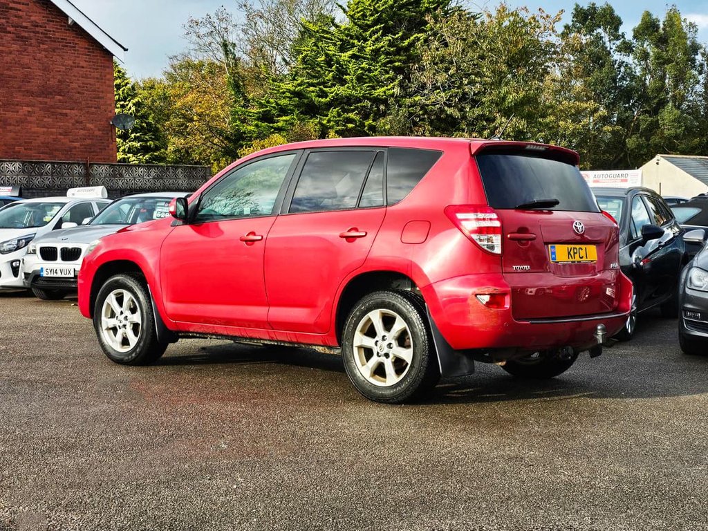 Used Toyota RAV4 2010 for sale - 76317088: Photo 7