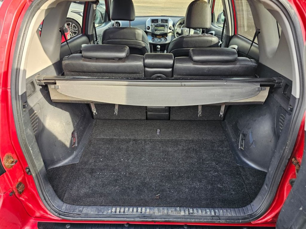 Used Toyota RAV4 2010 for sale - 76317088: Photo 9
