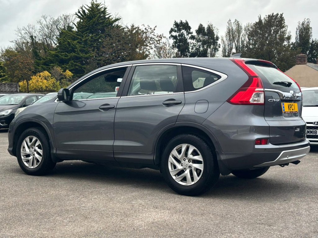 Used Honda CR-V 2015 for sale - 76385942: Photo 5