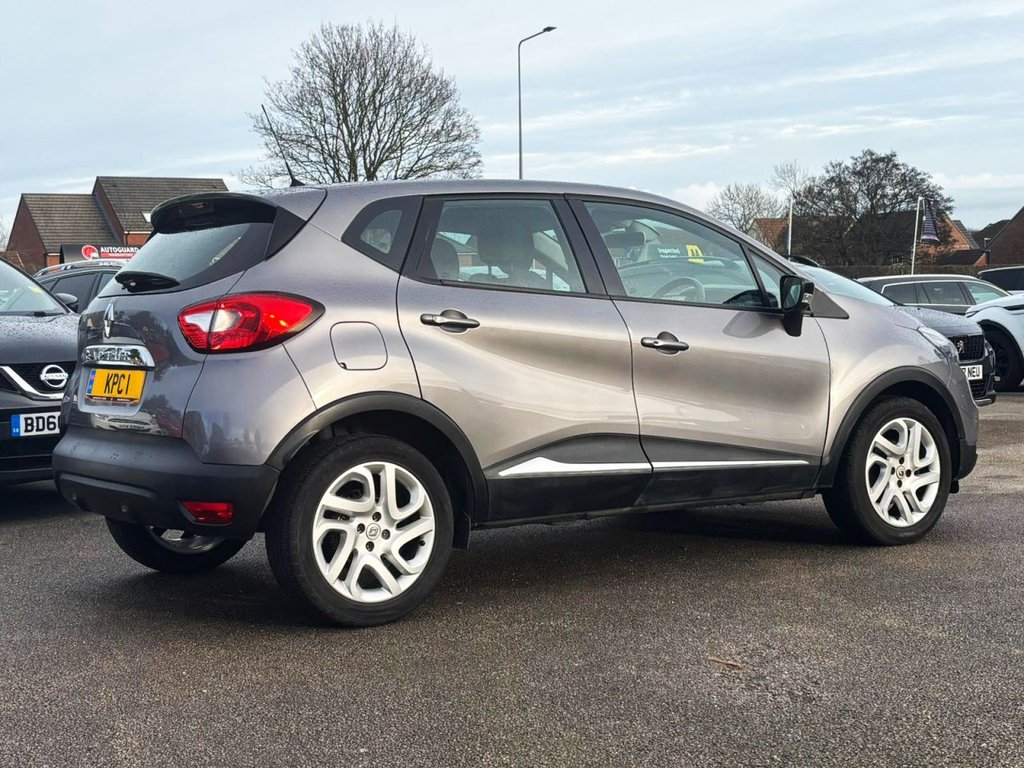 Used Renault Captur 2016 for sale - 77165868: Photo 11