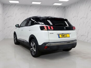 Used Peugeot 3008 2018 for sale - 78977793: Photo