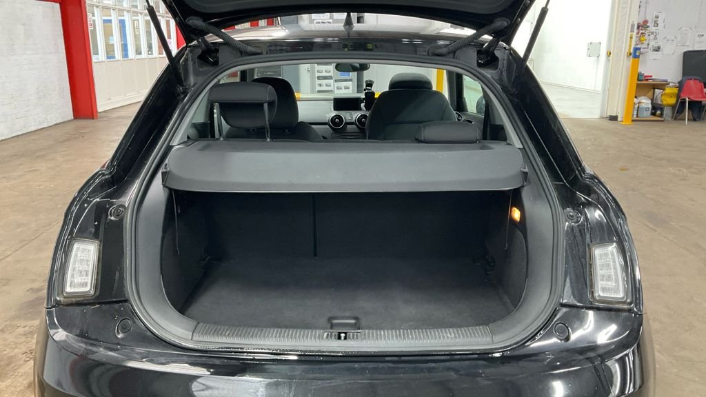 Used Audi A1 2012 for sale - 77165970: Photo 11