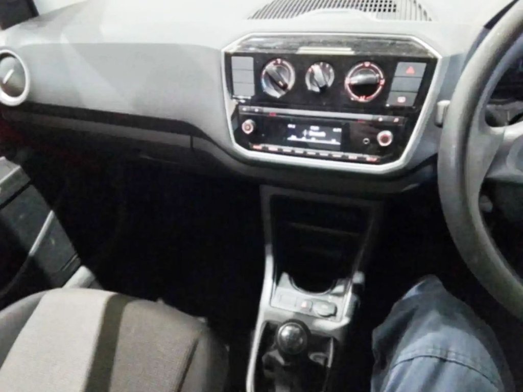 Used Volkswagen up! 2017 for sale - 77910980: Photo 4