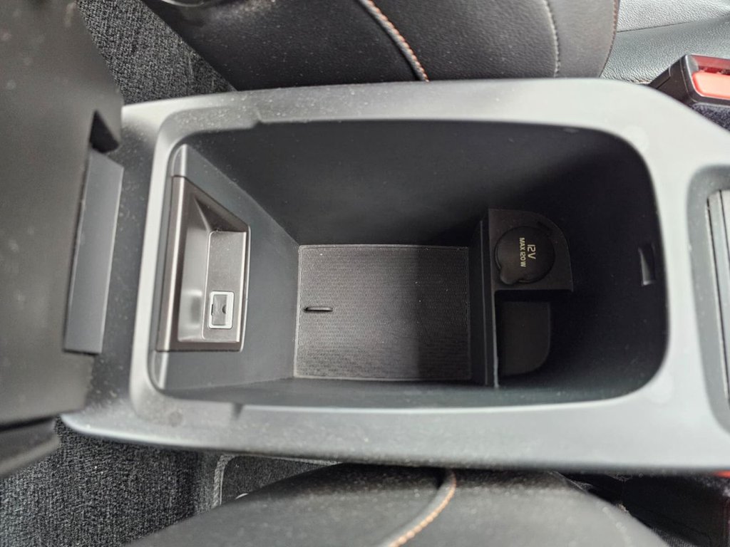 Used Volvo V40 Cross Country 2014 for sale - 76235980: Photo 22