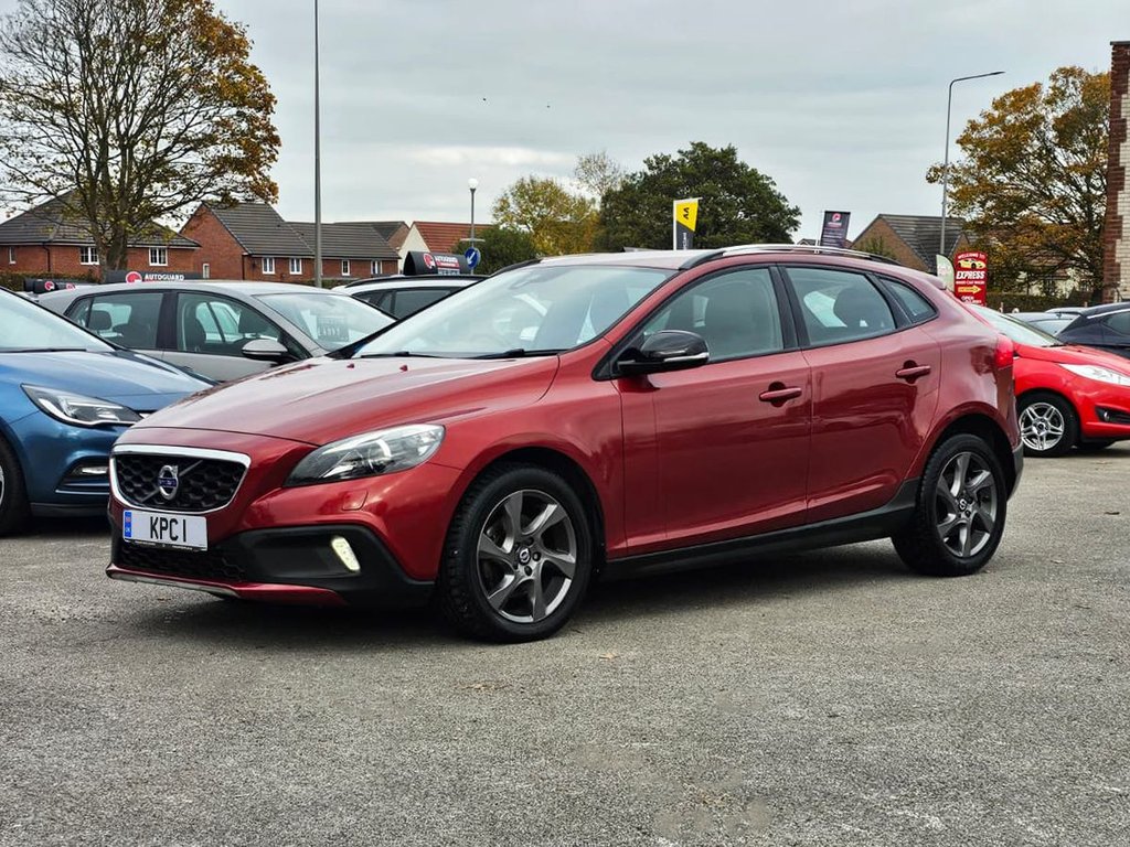Used Volvo V40 Cross Country 2014 for sale - 76235980: Photo 4
