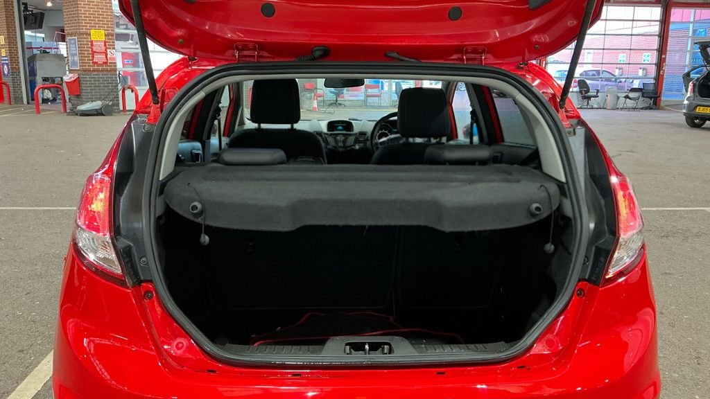 Used Ford Fiesta 2015 for sale - 77096452: Photo 11