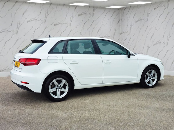 Used Audi A3 2018 for sale - 76148080: Photo 14