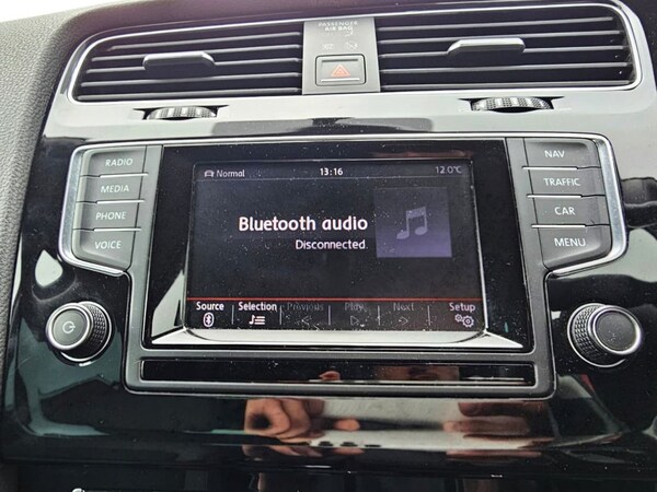 Used Volkswagen Golf 2014 for sale - 76280245: Photo 17
