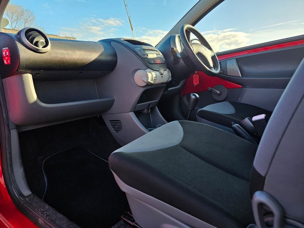 Used Peugeot 107 2010 for sale - 76317190: Photo 15