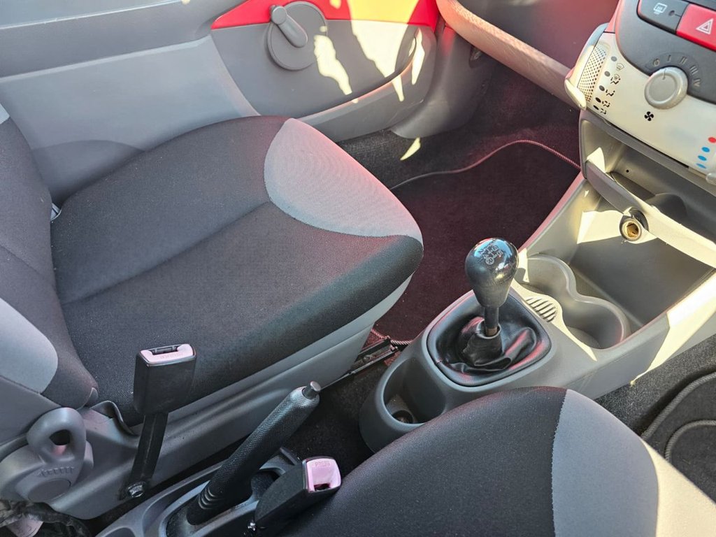 Used Peugeot 107 2010 for sale - 76317190: Photo 18