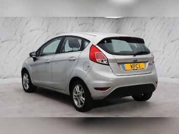 Used Ford Fiesta 2015 for sale - 77620970: Photo