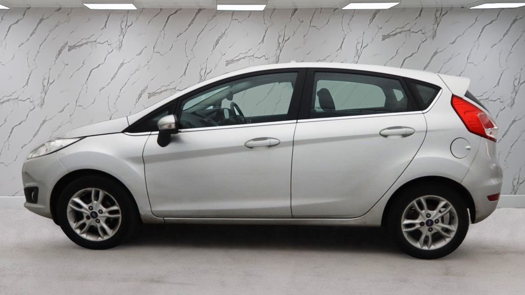 Used Ford Fiesta 2015 for sale - 77620970: Photo 5