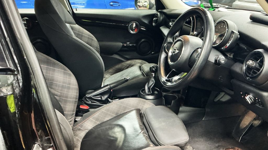 Used MINI Hatch 2017 for sale - 77885065: Photo 9