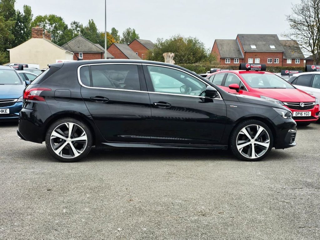 Used Peugeot 308 2019 for sale - 76273916: Photo 14
