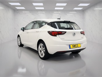 Used Vauxhall Astra 2017 for sale - 78607509: Photo