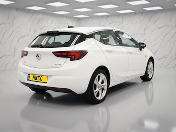 Used Vauxhall Astra 2017 for sale - 78607509: Photo