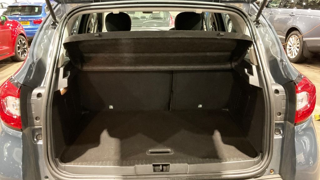 Used Renault Captur 2016 for sale - 77841304: Photo 11