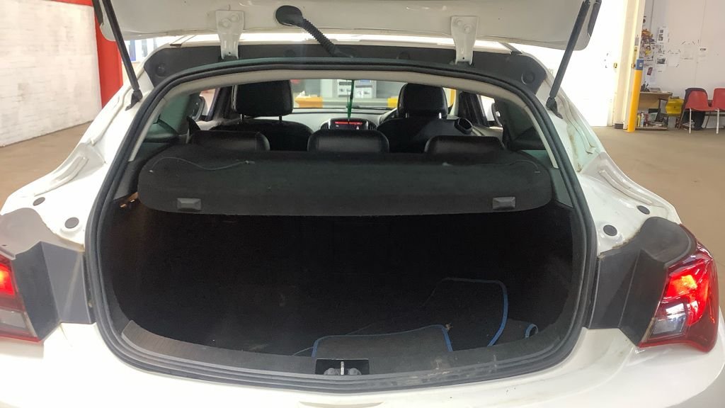 Used Vauxhall Astra GTC 2017 for sale - 78110291: Photo 11