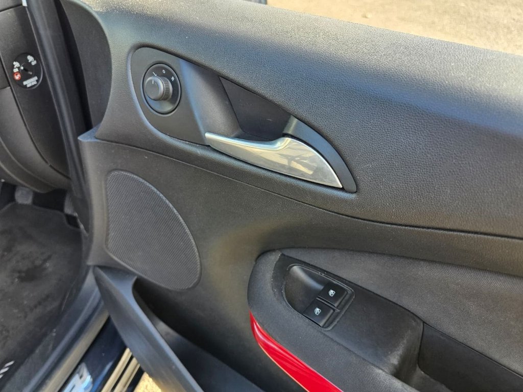 Used Vauxhall ADAM 2016 for sale - 76317159: Photo 31