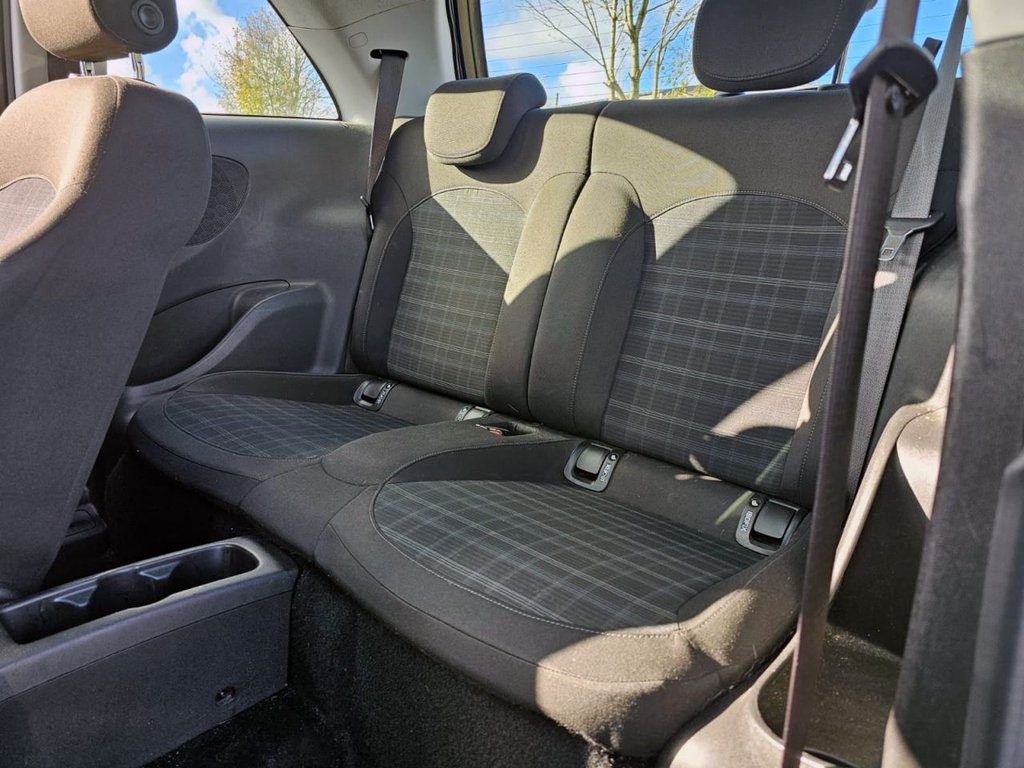 Used Vauxhall ADAM 2016 for sale - 76317159: Photo 32