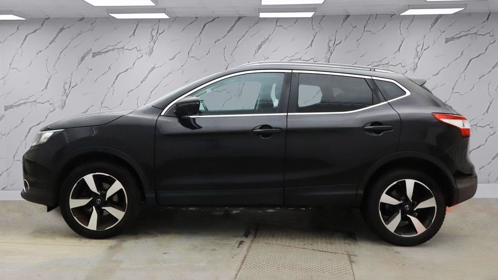 Used Nissan Qashqai 2016 for sale - 76668158: Photo 5