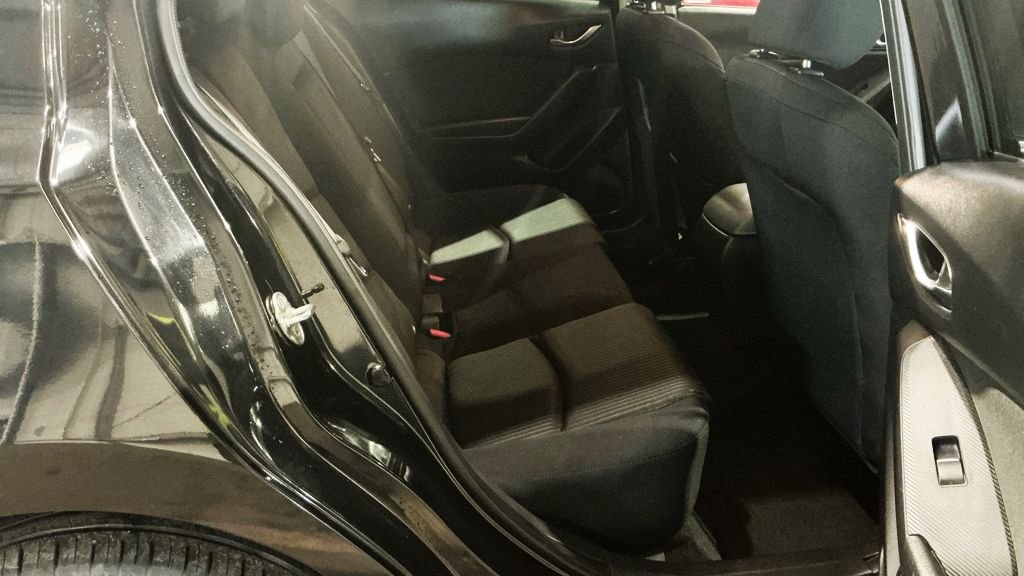 Used Mazda Mazda3 2015 for sale - 78140697: Photo 10