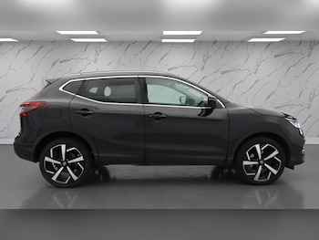 Used Nissan Qashqai 2018 for sale - 77059620: Photo