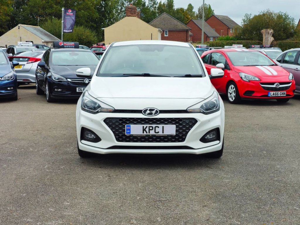 Used Hyundai i20 2018 for sale - 76595939: Photo 3