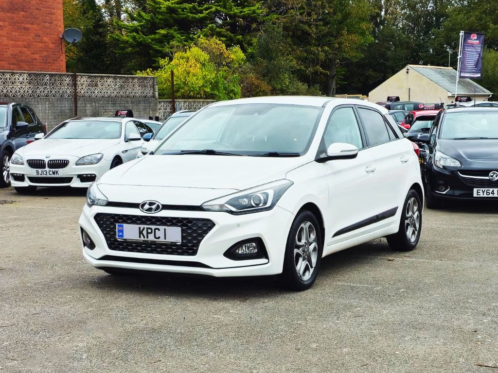 Used Hyundai i20 2018 for sale - 76595939: Photo 4