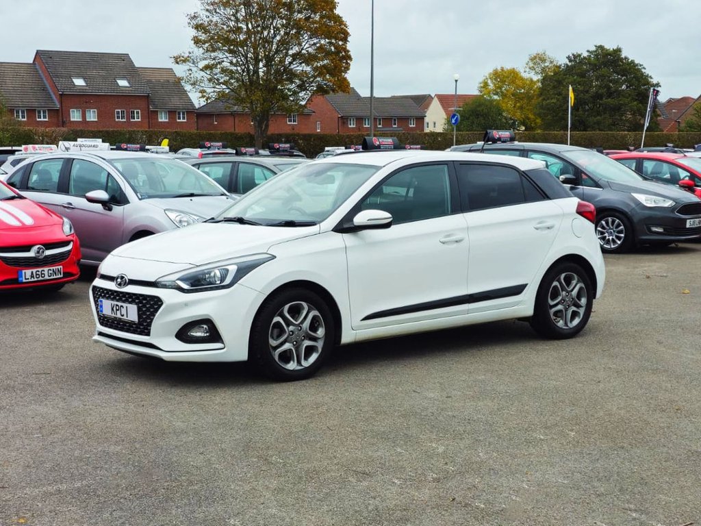 Used Hyundai i20 2018 for sale - 76595939: Photo 5
