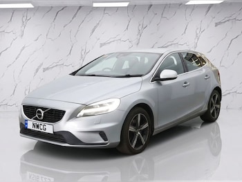 Used Volvo V40 2016 for sale - 79178516: Photo
