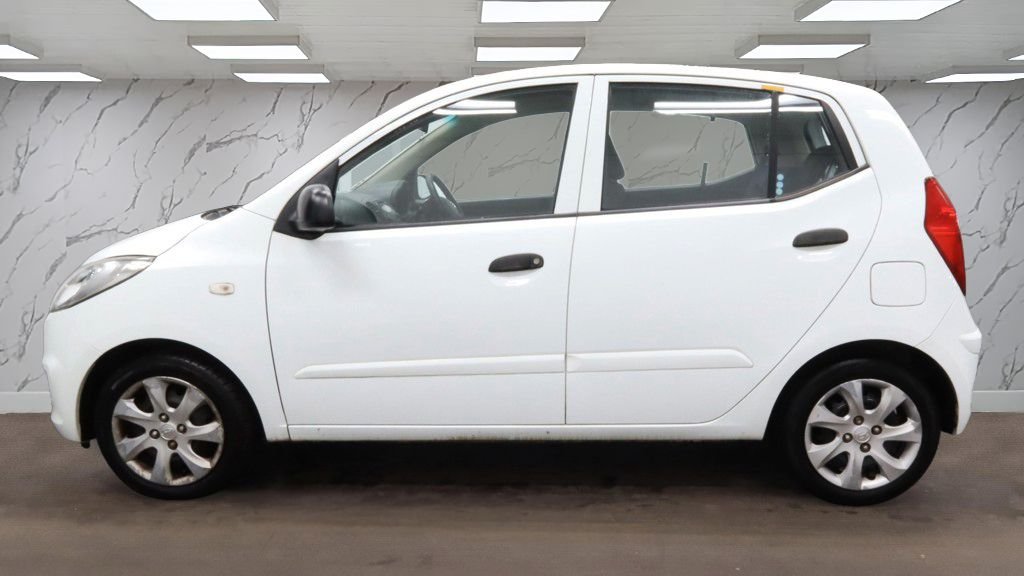Used Hyundai i10 2013 for sale - 76642721: Photo 5
