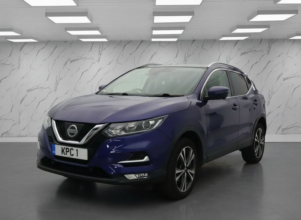 Used Nissan Qashqai 2018 for sale - 77734643: Photo 2