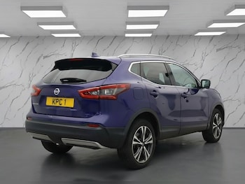Used Nissan Qashqai 2018 for sale - 77734643: Photo