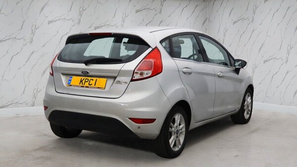 Used Ford Fiesta 2015 for sale - 76029380: Photo 4