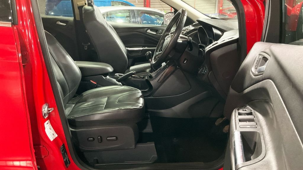 Used Ford Kuga 2014 for sale - 77563844: Photo 9