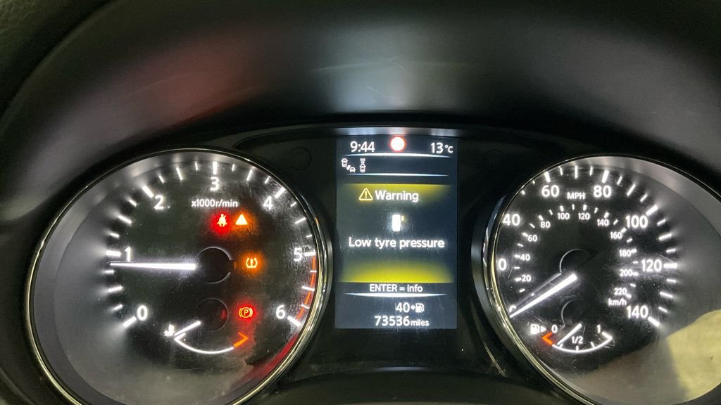 Used Nissan Qashqai 2015 for sale - 77165959: Photo 9