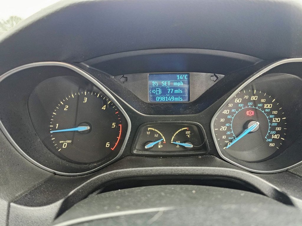 Used Ford Focus 2011 for sale - 76386380: Photo 24