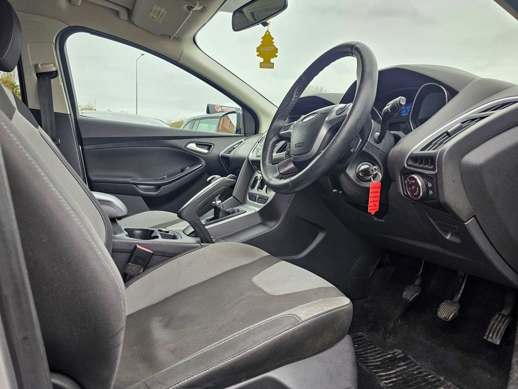 Used Ford Focus 2011 for sale - 76386380: Photo 27