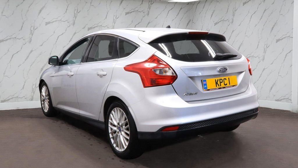 Used Ford Focus 2011 for sale - 76386380: Photo 3