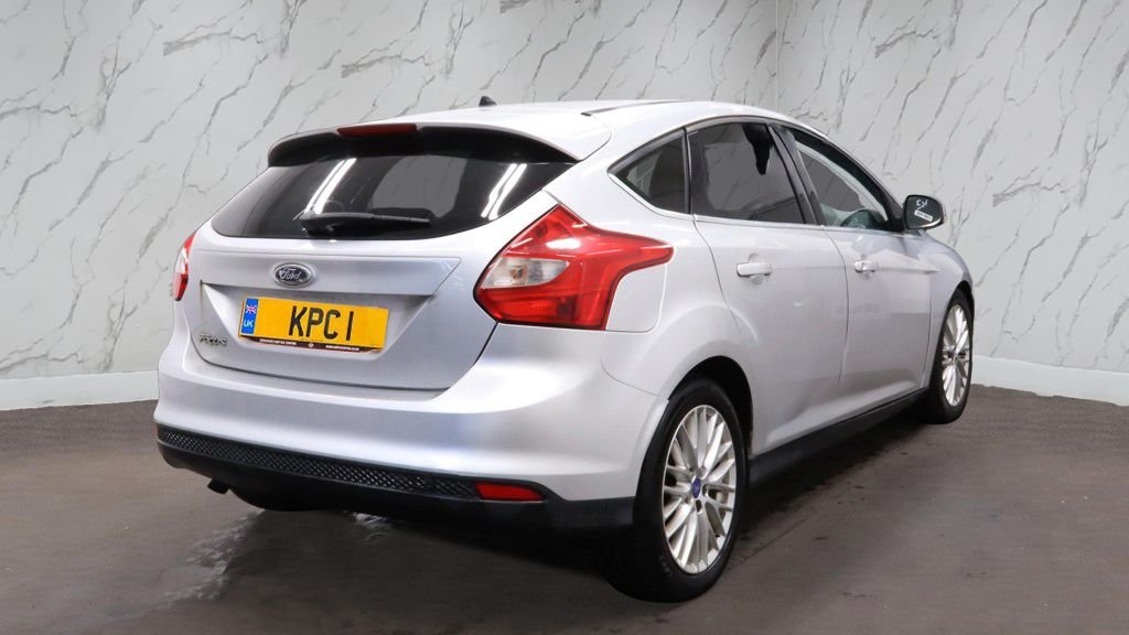 Used Ford Focus 2011 for sale - 76386380: Photo 4